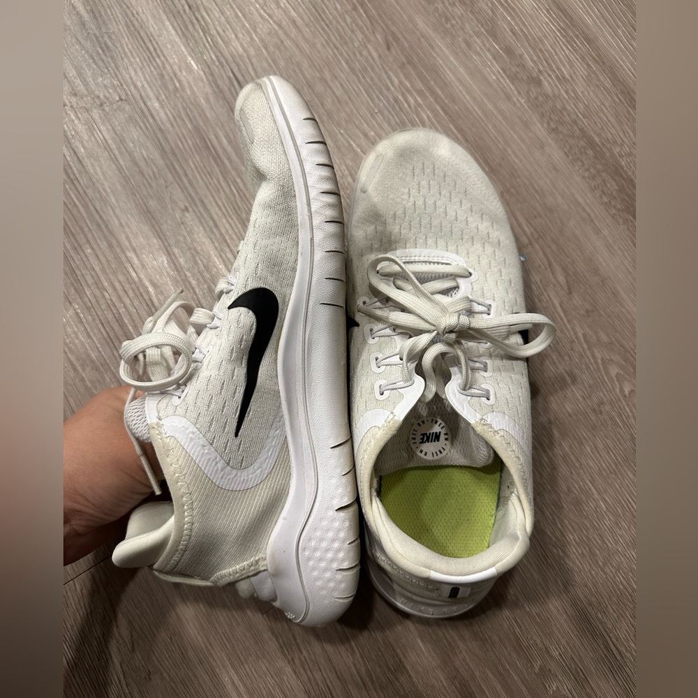 Nike Free Runs
